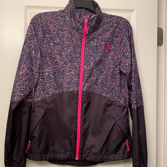The North Face Jackets & Blazers - 🟣 3/$20 Women’s North Face windbreaker jacket